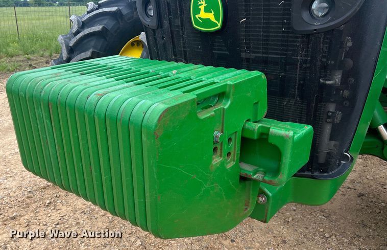 image for item DK7792 2018 John Deere 8400R  MFWD tractor