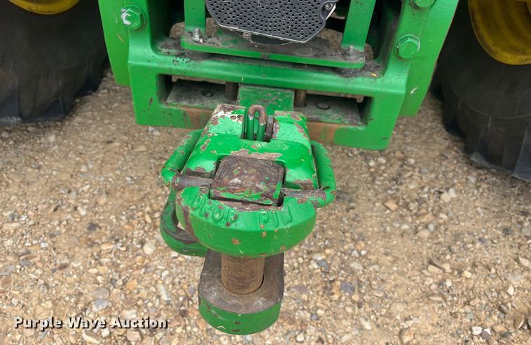 image for item DK7792 2018 John Deere 8400R  MFWD tractor