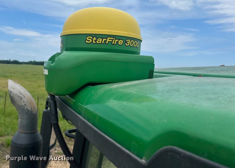 image for item DK7792 2018 John Deere 8400R  MFWD tractor