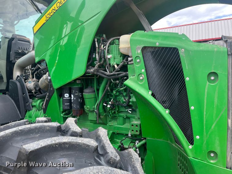 image for item DK7792 2018 John Deere 8400R  MFWD tractor