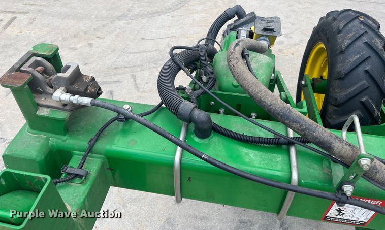 image for item DK7793 2019 John Deere 1725C Exact Emerge  planter