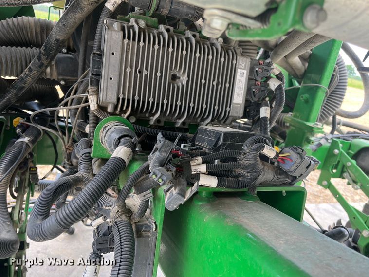 image for item DK7793 2019 John Deere 1725C Exact Emerge  planter