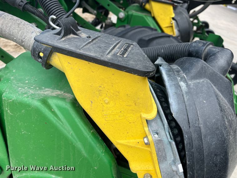 image for item DK7793 2019 John Deere 1725C Exact Emerge  planter
