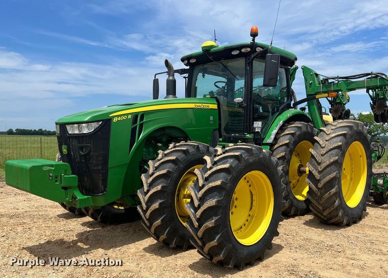 image for item DK7798 2018 John Deere 8400R  MFWD tractor