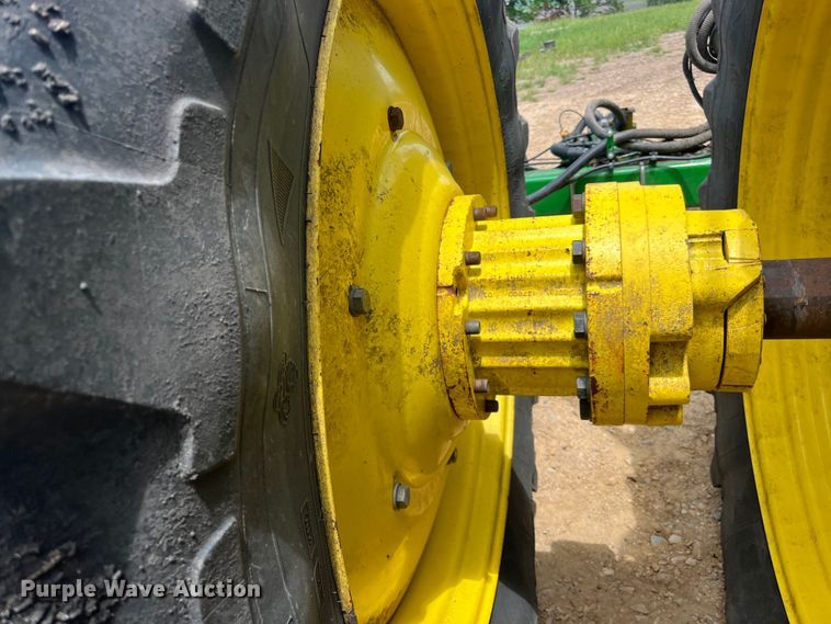 image for item DK7798 2018 John Deere 8400R  MFWD tractor