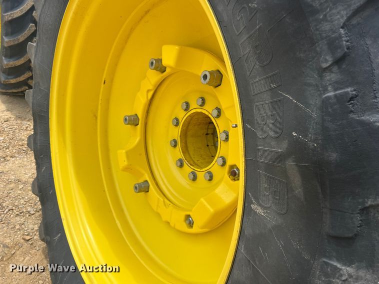 image for item DK7798 2018 John Deere 8400R  MFWD tractor