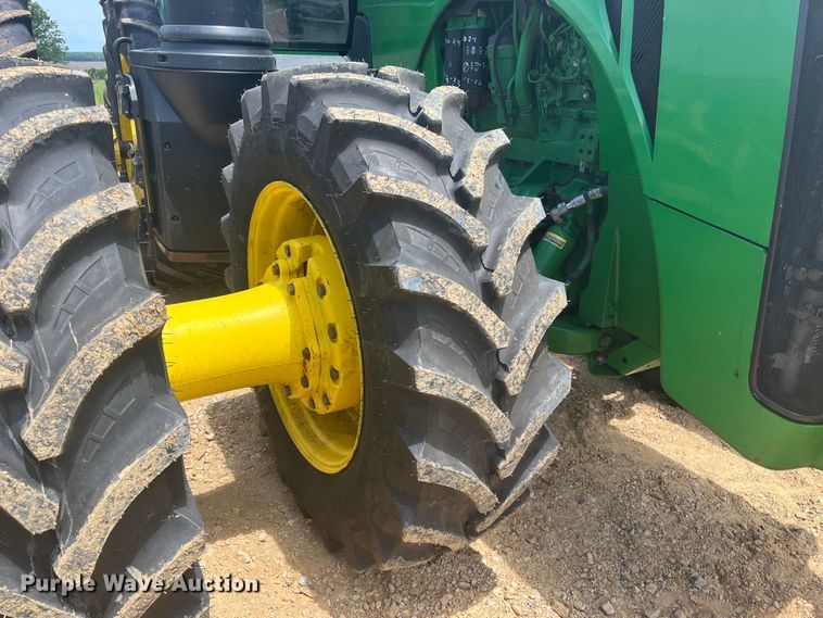 image for item DK7798 2018 John Deere 8400R  MFWD tractor