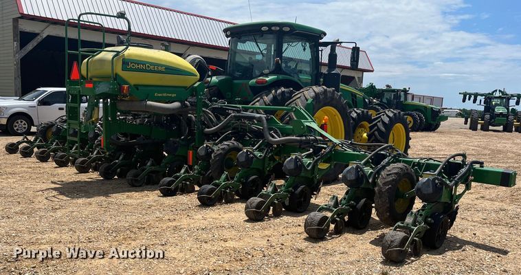 image for item DK7799 2019 John Deere 1725C Exact Emerge  planter