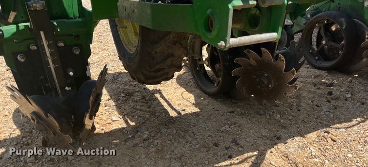 image for item DK7799 2019 John Deere 1725C Exact Emerge  planter