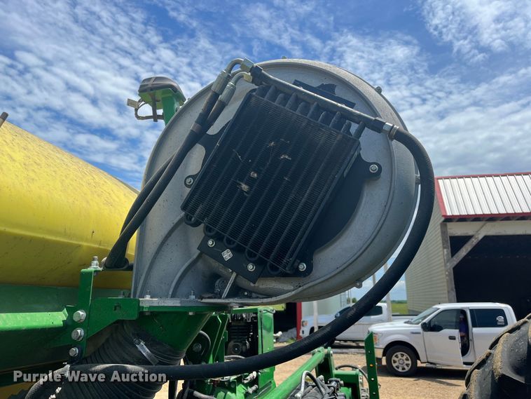 image for item DK7799 2019 John Deere 1725C Exact Emerge  planter