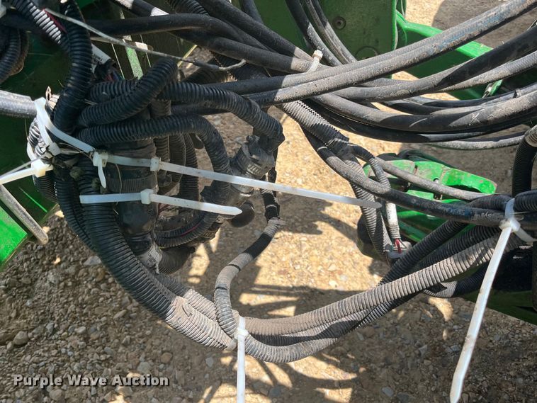 image for item DK7799 2019 John Deere 1725C Exact Emerge  planter