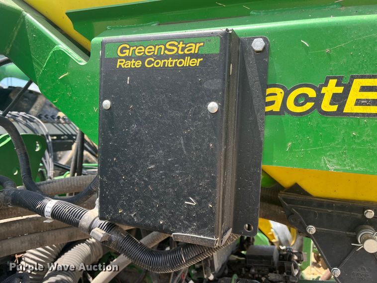 image for item DK7799 2019 John Deere 1725C Exact Emerge  planter
