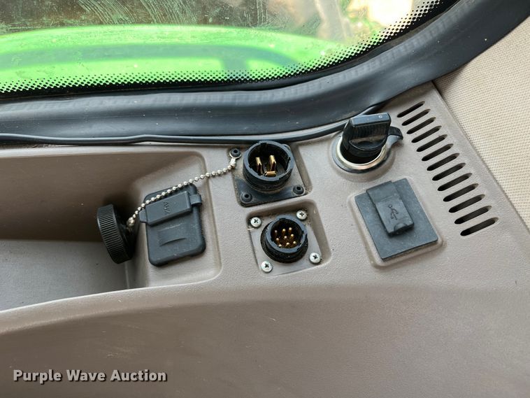 image for item DK7800 2017 John Deere 8295R  MFWD tractor