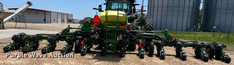 image for item DK7801 2019 John Deere 1725C Exact Emerge  planter