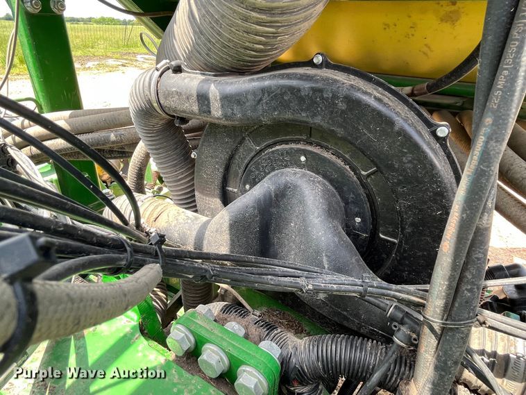 image for item DK7801 2019 John Deere 1725C Exact Emerge  planter