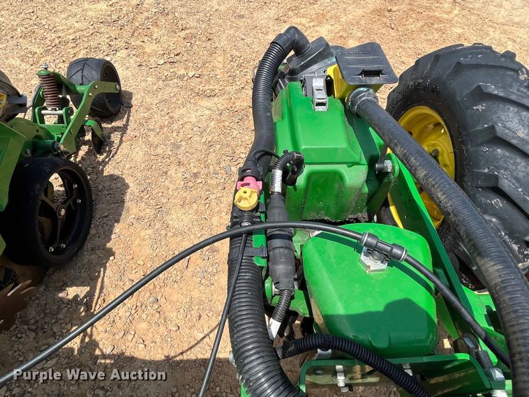 image for item DK7801 2019 John Deere 1725C Exact Emerge  planter