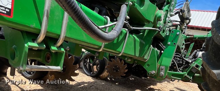 image for item DK7801 2019 John Deere 1725C Exact Emerge  planter