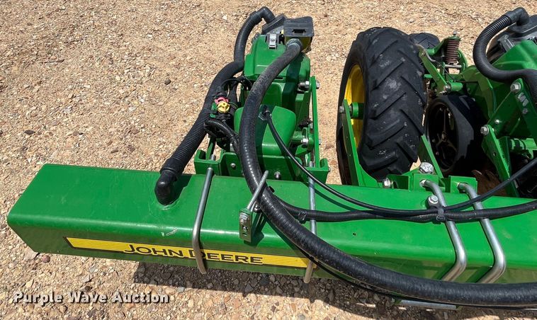 image for item DK7801 2019 John Deere 1725C Exact Emerge  planter