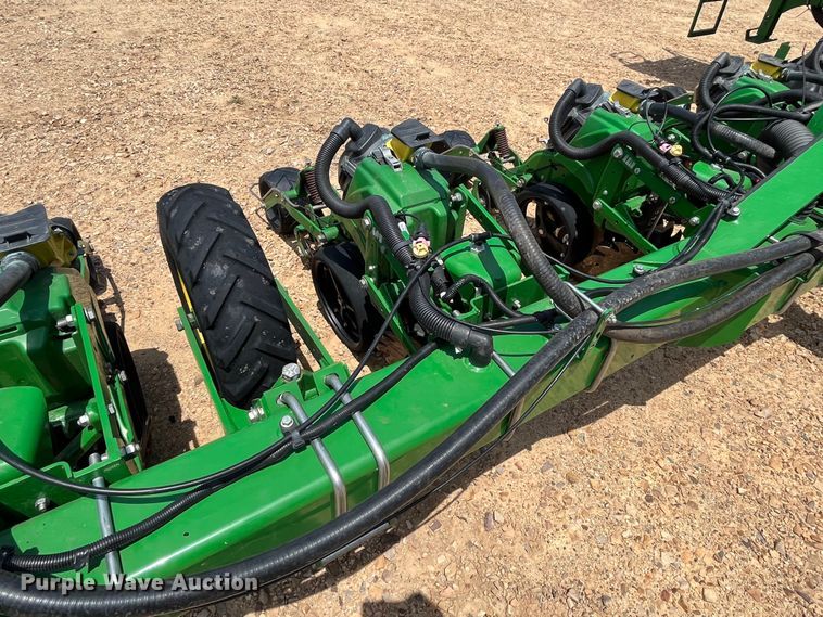 image for item DK7801 2019 John Deere 1725C Exact Emerge  planter