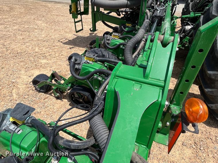 image for item DK7801 2019 John Deere 1725C Exact Emerge  planter