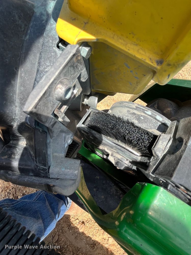 image for item DK7801 2019 John Deere 1725C Exact Emerge  planter