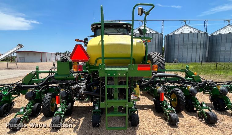 image for item DK7801 2019 John Deere 1725C Exact Emerge  planter