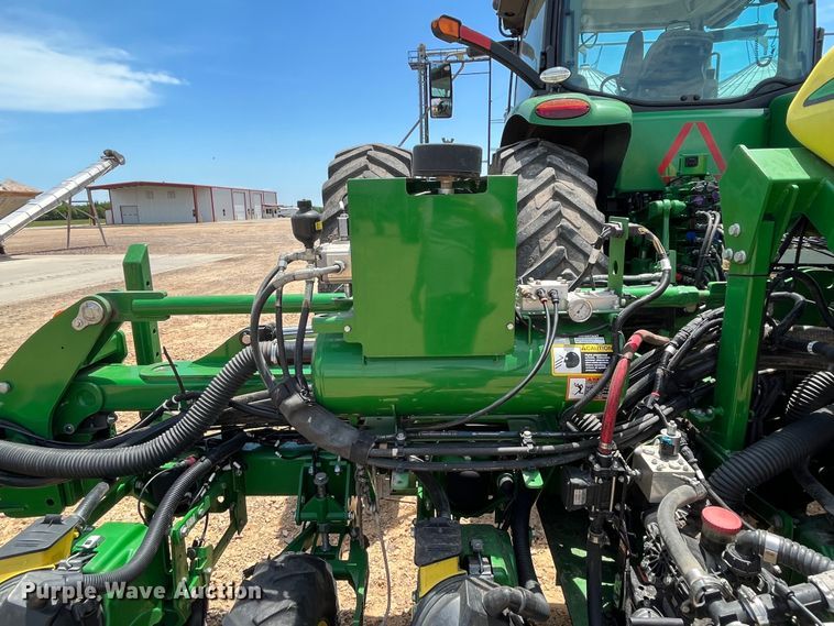 image for item DK7801 2019 John Deere 1725C Exact Emerge  planter