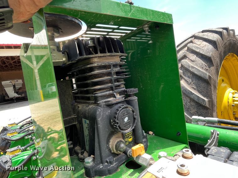 image for item DK7801 2019 John Deere 1725C Exact Emerge  planter