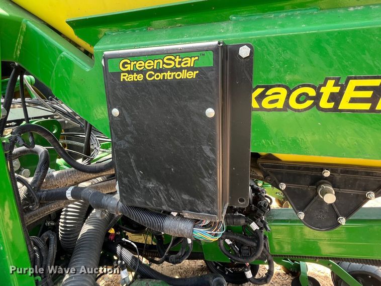 image for item DK7801 2019 John Deere 1725C Exact Emerge  planter