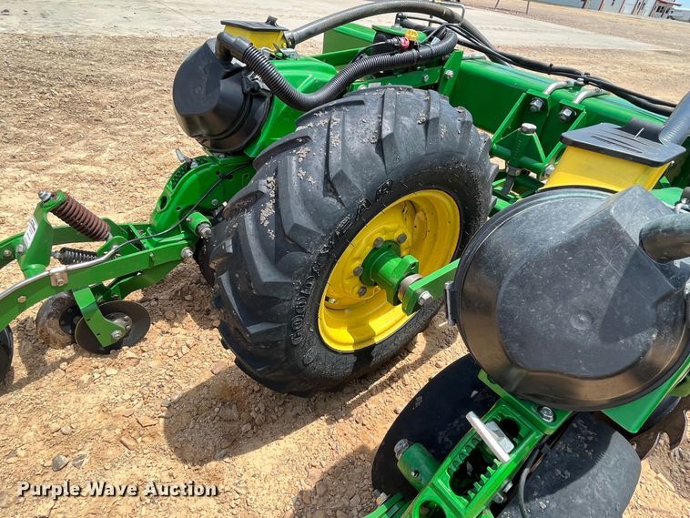 image for item DK7801 2019 John Deere 1725C Exact Emerge  planter