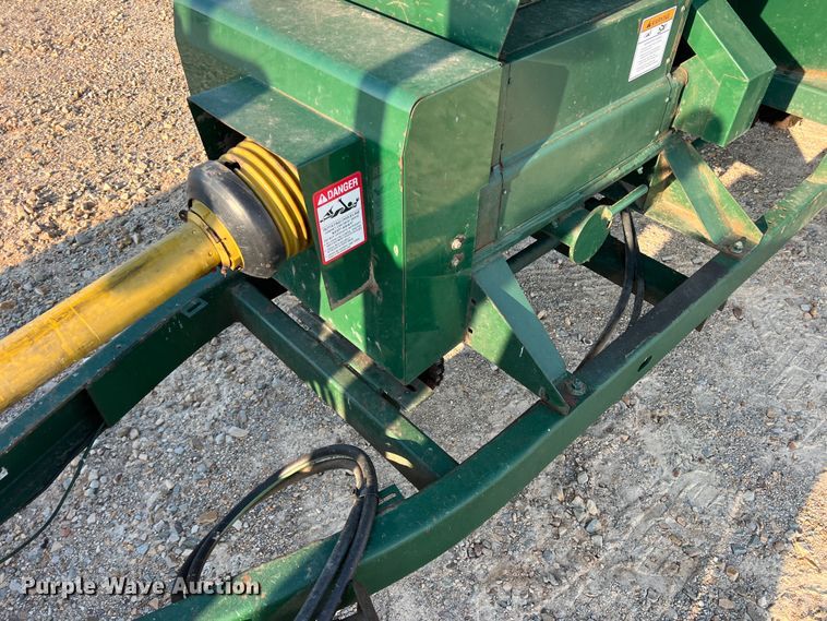 image for item DK7802 Arts Way 472110  feed grinder/mixer