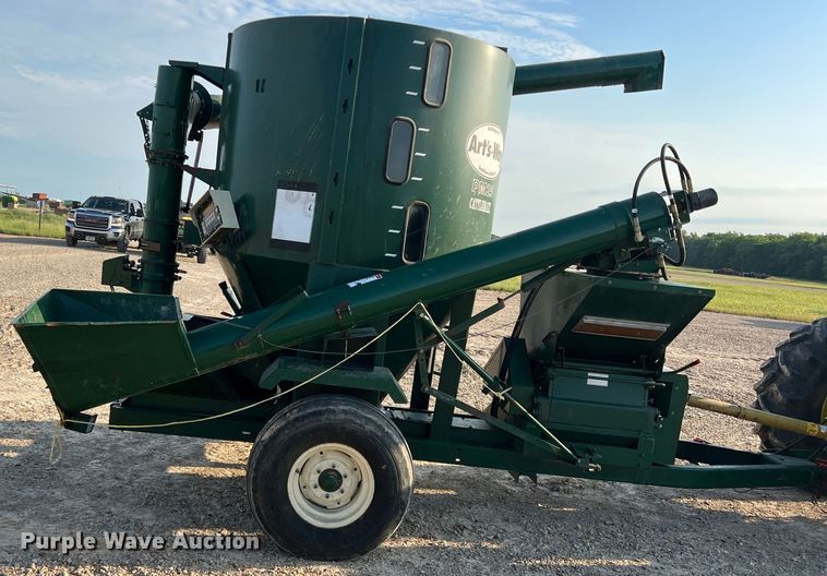 image for item DK7802 Arts Way 472110  feed grinder/mixer