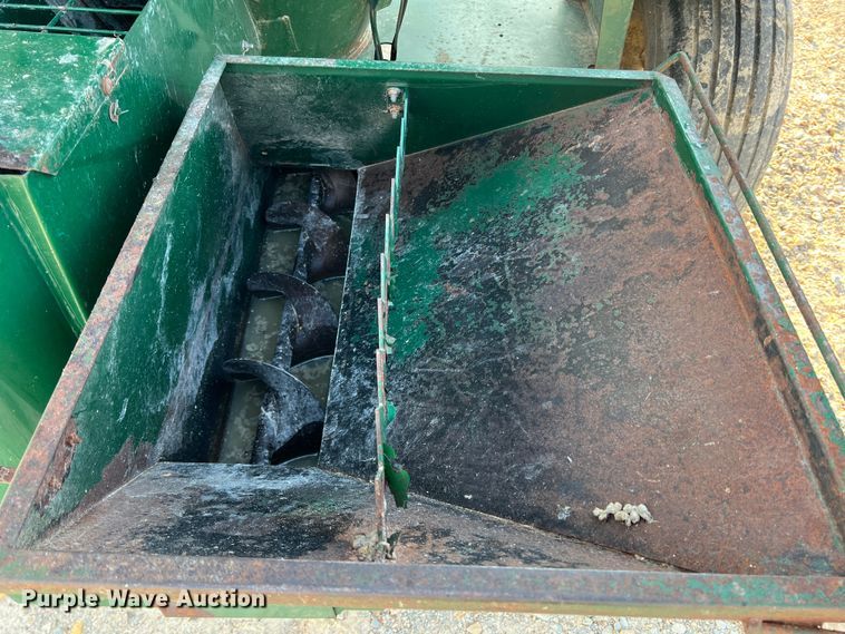 image for item DK7802 Arts Way 472110  feed grinder/mixer