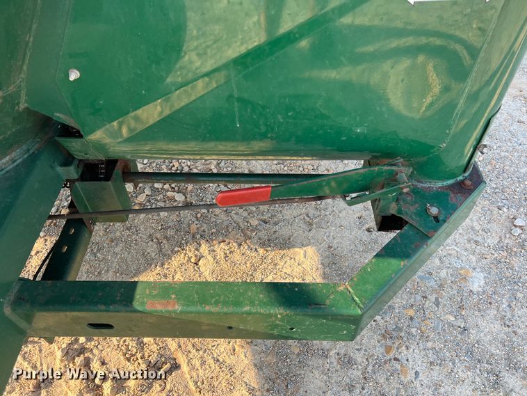 image for item DK7802 Arts Way 472110  feed grinder/mixer