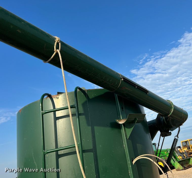 image for item DK7802 Arts Way 472110  feed grinder/mixer