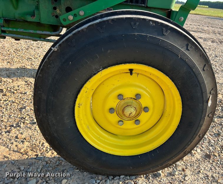image for item DK7803 1987 John Deere 2155  tractor