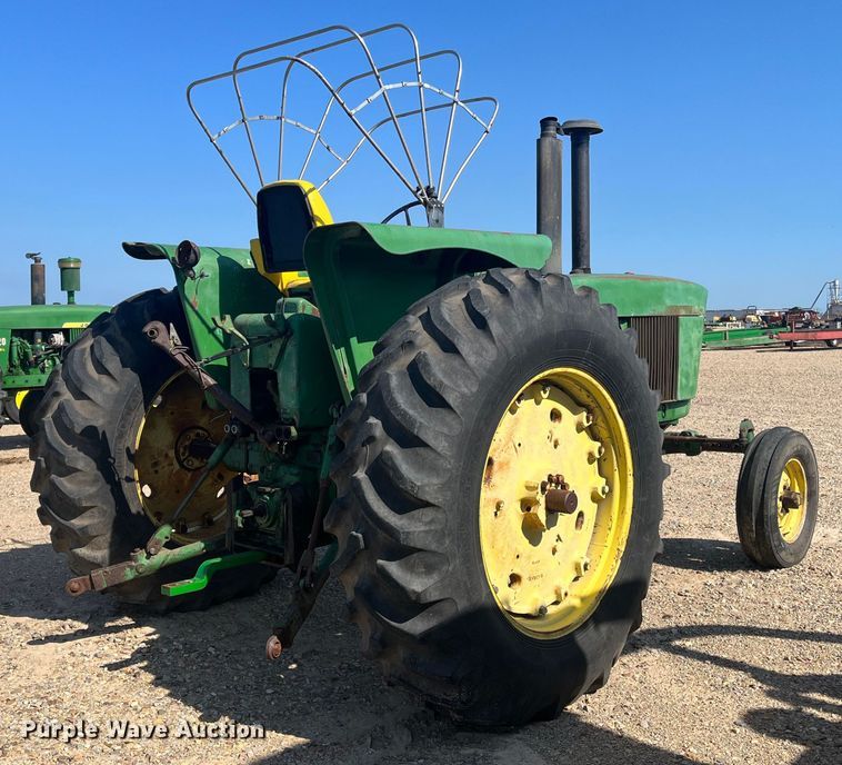 image for item DK7805 1972 John Deere 4320 tractor