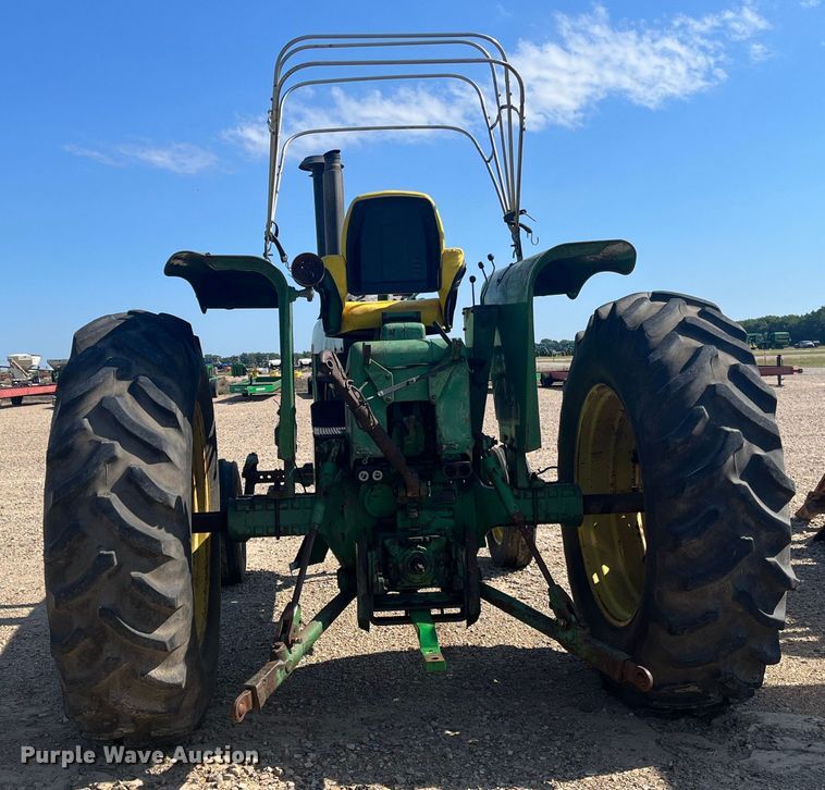 image for item DK7805 1972 John Deere 4320 tractor