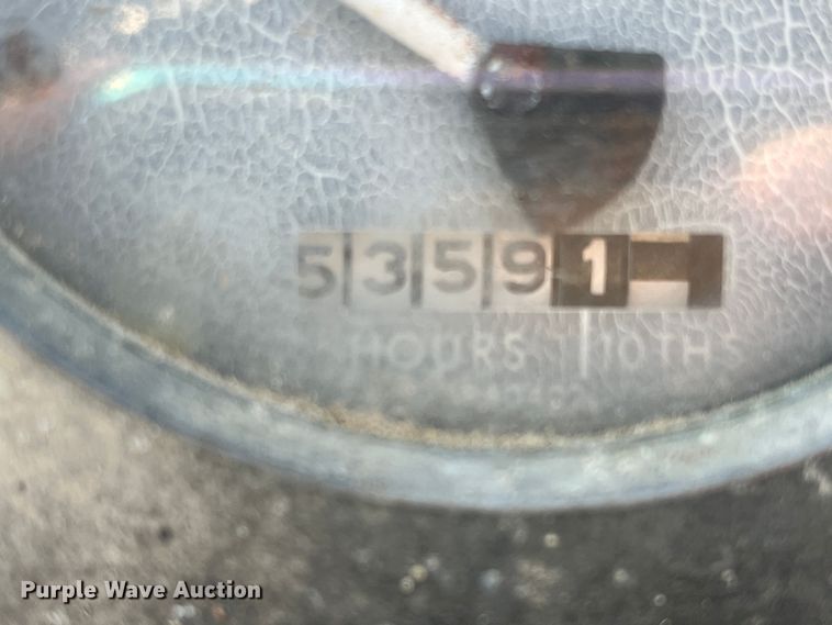 image for item DK7805 1972 John Deere 4320 tractor