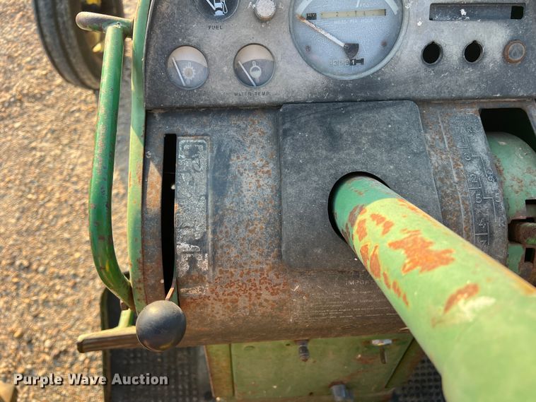 image for item DK7805 1972 John Deere 4320 tractor