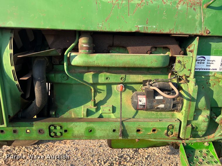 image for item DK7805 1972 John Deere 4320 tractor