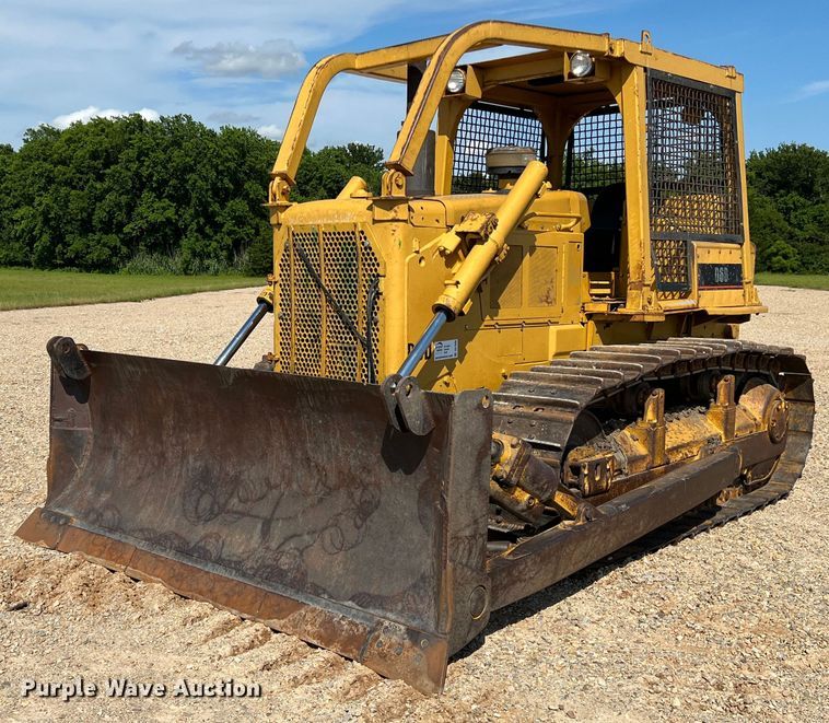 image for item DK7806 1982 Caterpillar D6D  dozer