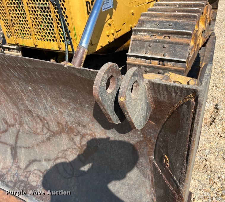 image for item DK7806 1982 Caterpillar D6D  dozer
