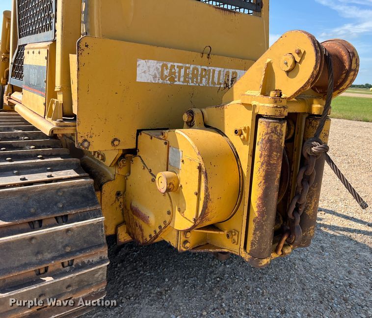 image for item DK7806 1982 Caterpillar D6D  dozer