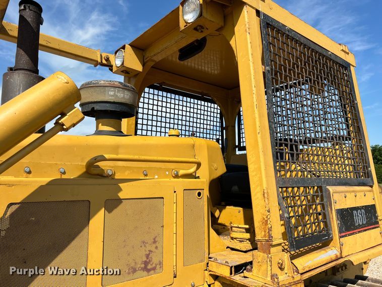 image for item DK7806 1982 Caterpillar D6D  dozer