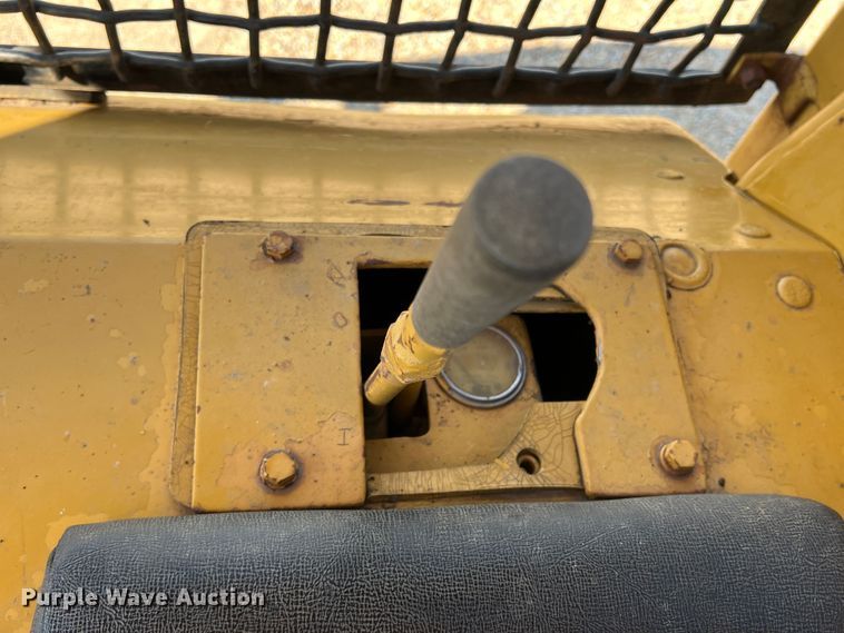 image for item DK7806 1982 Caterpillar D6D  dozer