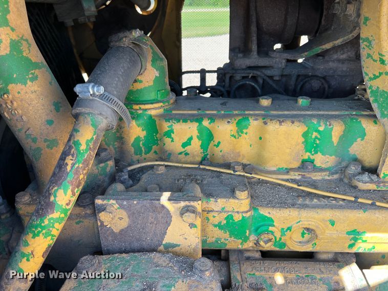 image for item DK7806 1982 Caterpillar D6D  dozer