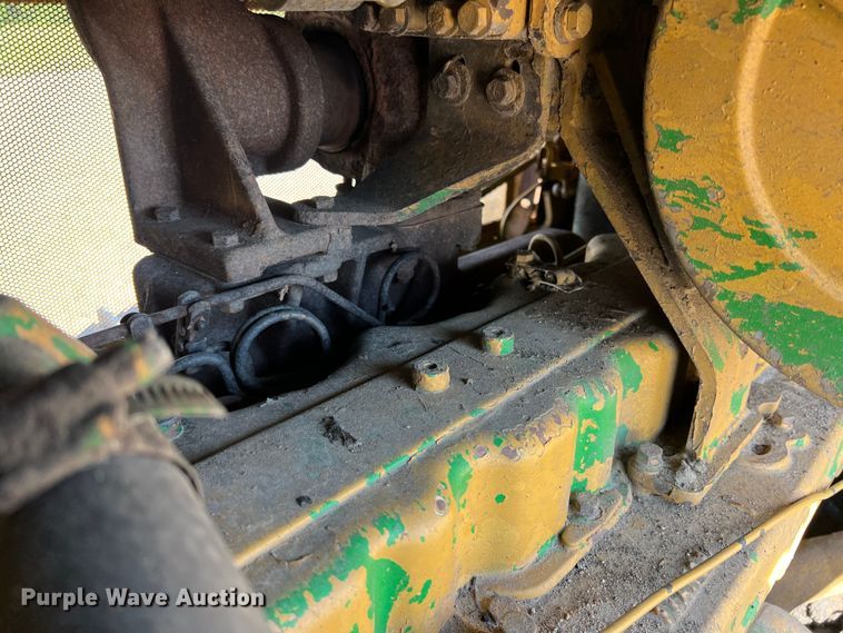 image for item DK7806 1982 Caterpillar D6D  dozer