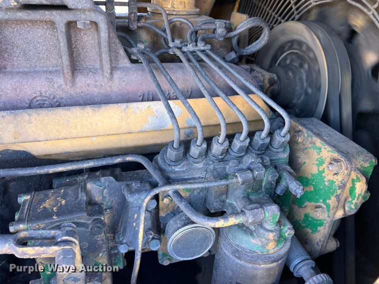 image for item DK7806 1982 Caterpillar D6D  dozer