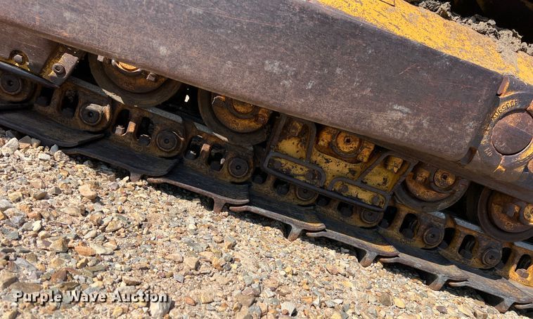 image for item DK7806 1982 Caterpillar D6D  dozer